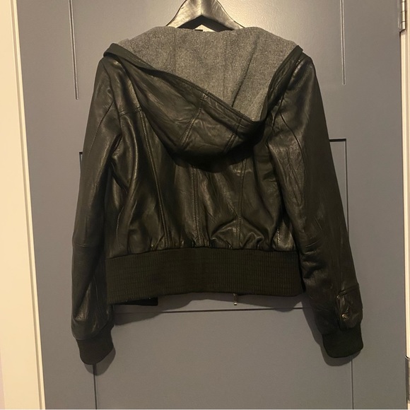 Women's 100% Vintage Leather Jacket - Picture 4 of 7